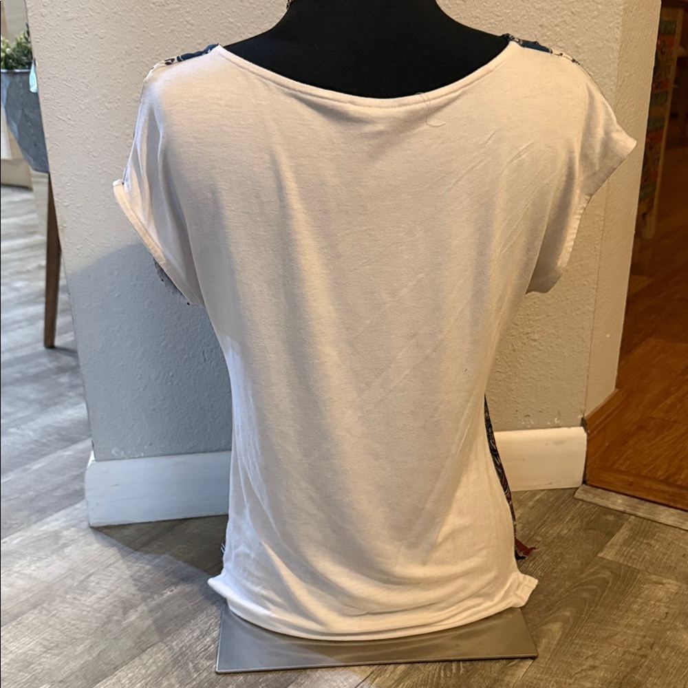 Women's Multicolor Patterned Top - Picture 6 of 12
